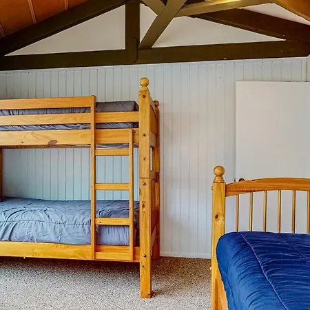 Country Shire Villa